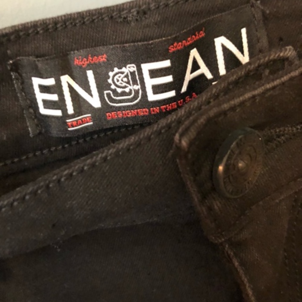 Distressed black jeans - Picture 6 of 6